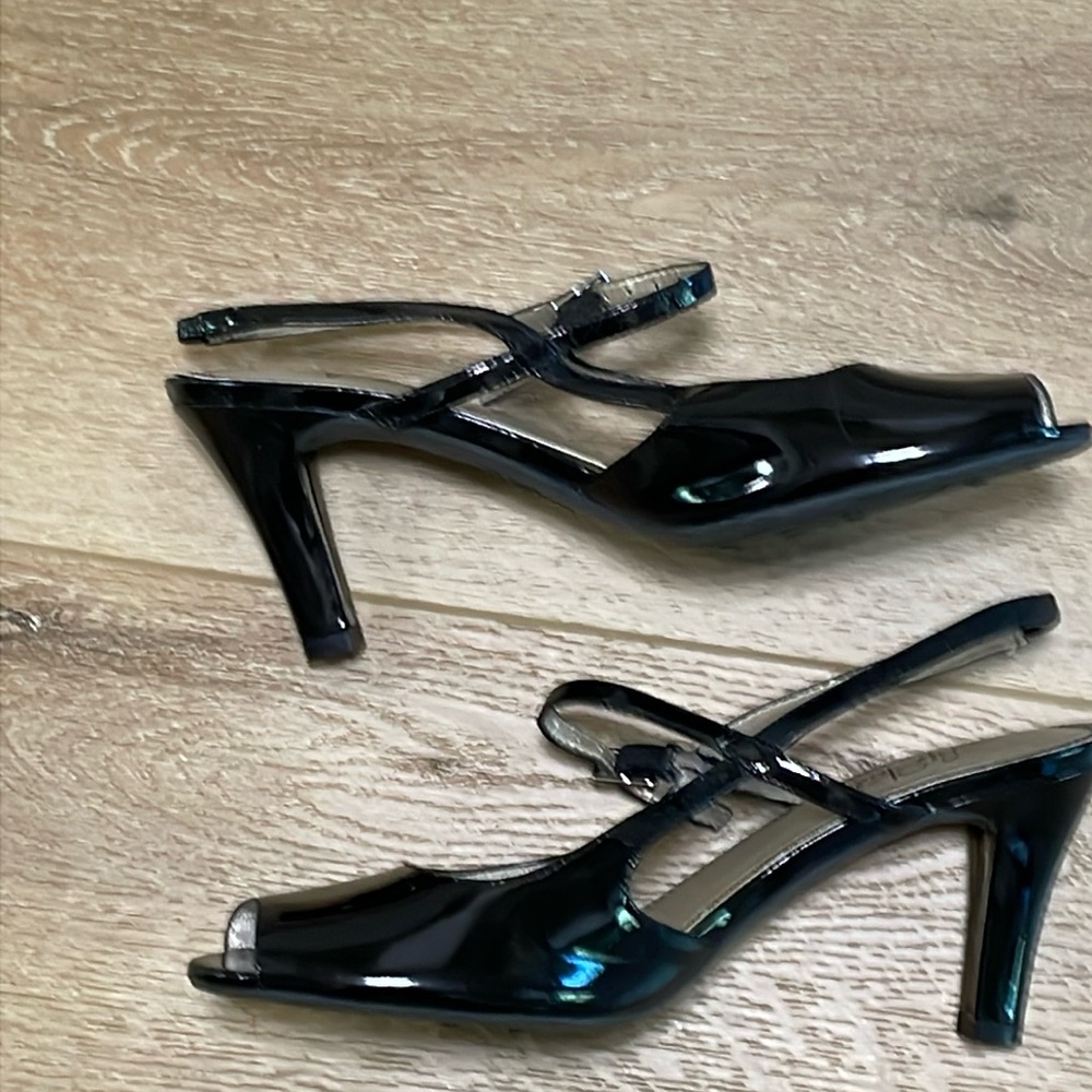 Life Stride black patent sling back pump